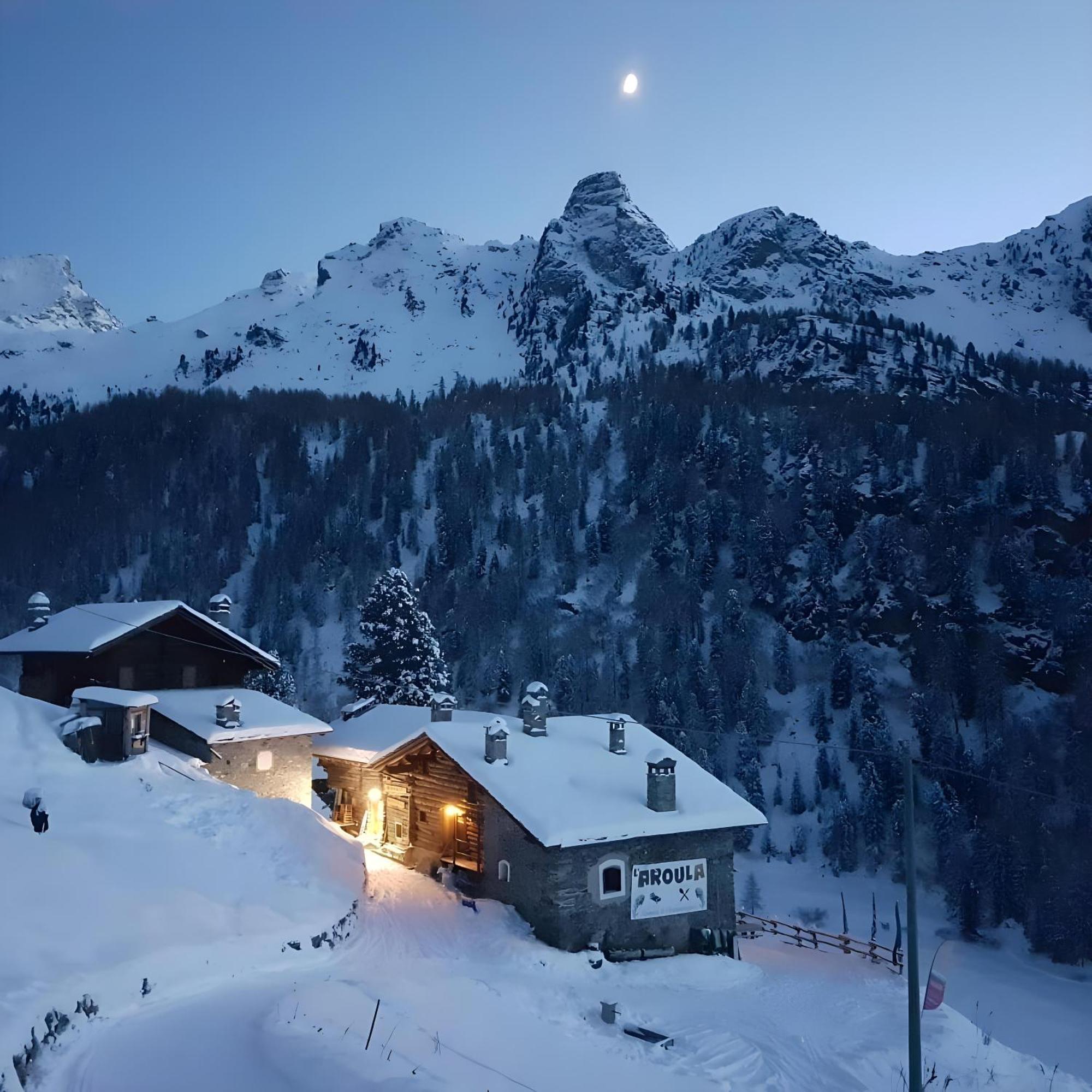 L' Aroula Rooms & Restaurant Champoluc Eksteriør bilde