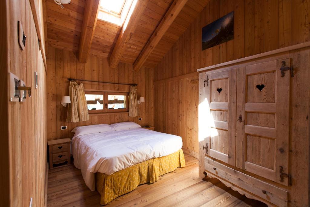 L' Aroula Rooms & Restaurant Champoluc Rom bilde